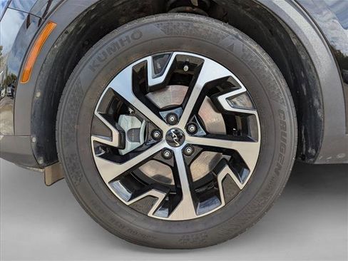 Used 2023 Kia Sportage EX image 13