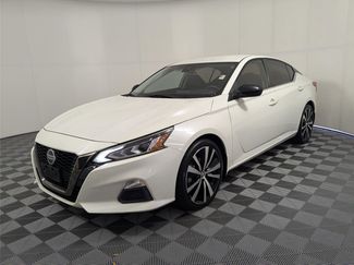 Used 2021 Nissan Altima 2.5 SR video 1