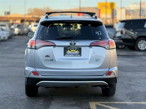 Used 2016 Toyota RAV4 XLE image 6