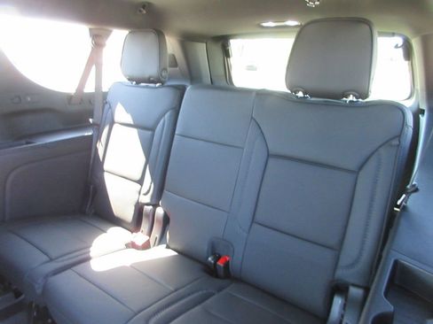New 2026 GMC Yukon XL Denali image 13