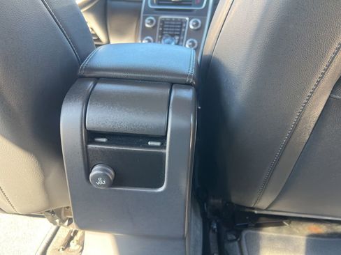 Used 2016 Volvo S60 T5 Premier w/ Convenience Package image 25