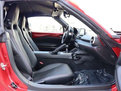 Used 2017 MAZDA MX-5 Miata RF Grand Touring image 65