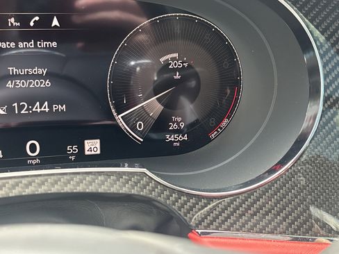 Used 2022 Bentley Bentayga AWD/4WD image 14