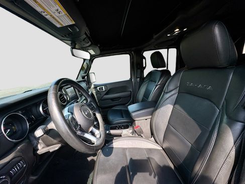 Used 2022 Jeep Wrangler Unlimited Sahara w/ Cold Weather Group AWD/4WD image 22