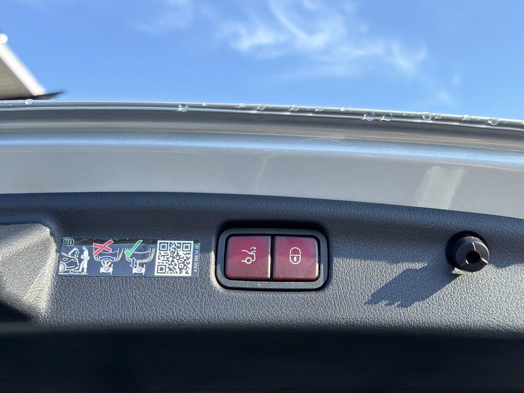 Certified 2026 Mercedes-Benz C 300 Sedan image 16