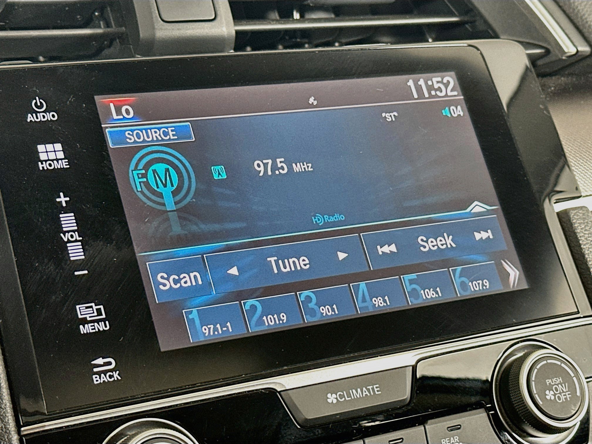 Used 2017 Honda Civic EX image 21