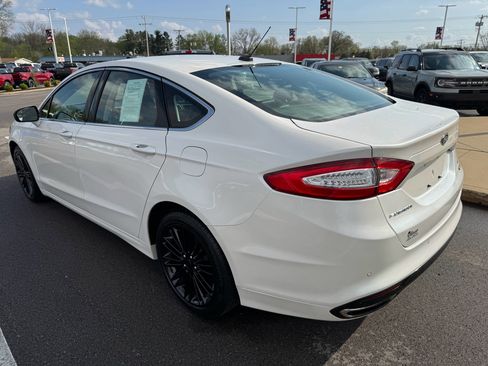 Used 2016 Ford Fusion SE w/ Equipment Group 202A image 6