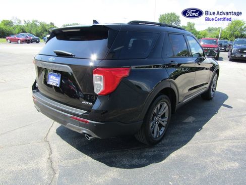 Certified 2023 Ford Explorer XLT w/ Equipment Group 202A AWD/4WD image 9