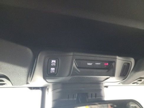 New 2025 Jeep Wrangler Unlimited Rubicon 4xe w/ Convenience Group image 32