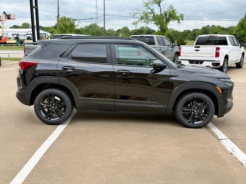 New 2026 Chevrolet TrailBlazer LT FWD image 6
