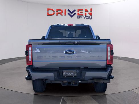 Used 2024 Ford F350 Lariat w/ Lariat Ultimate Package image 4