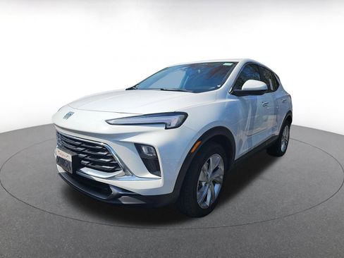 Used 2025 Buick Encore GX Preferred image 3