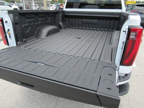 New 2026 GMC Sierra 2500 Denali Ultimate AWD/4WD image 33