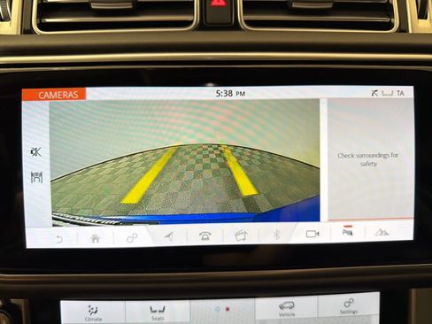 Used 2019 Land Rover Range Rover HSE AWD/4WD image 10