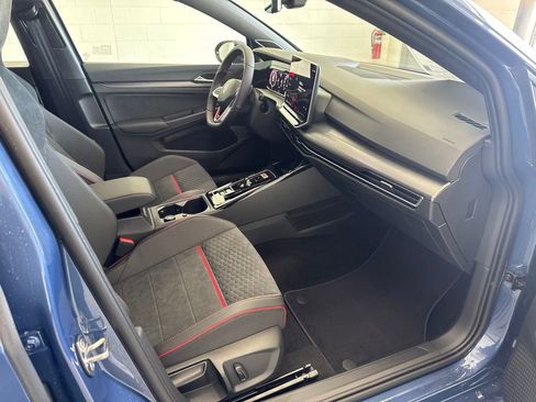 New 2026 Volkswagen GTI SE FWD image 9