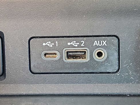 Used 2024 Nissan Sentra SV FWD image 23