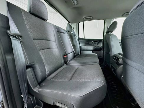 Used 2025 Honda Ridgeline Sport image 34