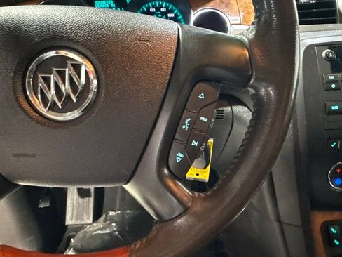 Used 2012 Buick Enclave Leather FWD image 11