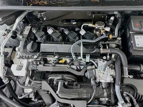 Used 2026 Toyota Corolla LE image 31