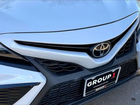 Used 2024 Toyota Camry SE image 28