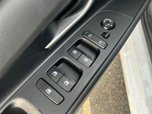 Certified 2025 Hyundai Elantra SEL w/ Cargo Package image 23