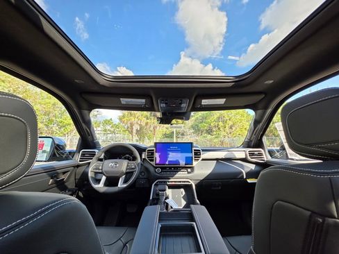New 2026 Toyota Tundra Limited AWD/4WD image 4