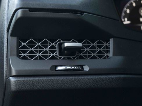 Used 2025 Honda Accord SE image 39
