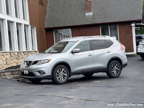 Used 2015 Nissan Rogue SL AWD/4WD image 2