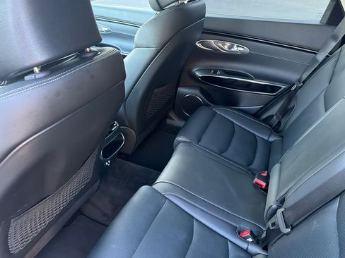 Used 2025 Genesis GV70 2.5T image 16