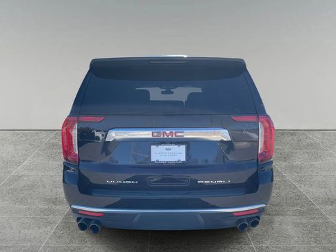 Used 2022 GMC Yukon Denali image 4