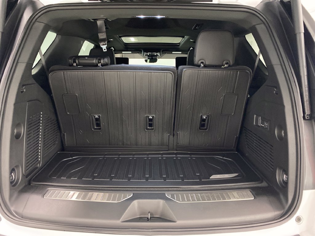 New 2026 GMC Yukon Denali w/ Denali Reserve Package RWD image 8