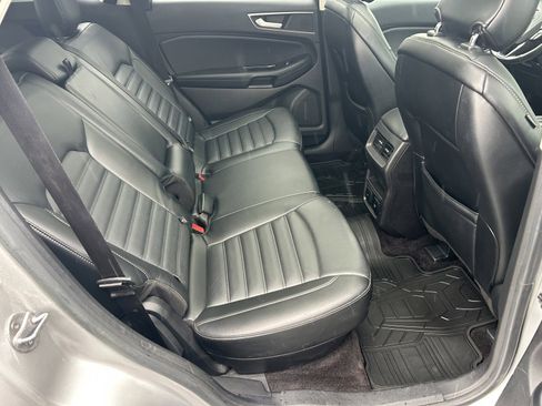 Used 2015 Ford Edge SEL w/ Equipment Group 201A AWD/4WD image 19