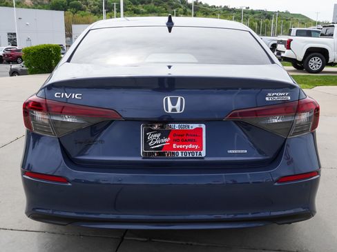 Used 2025 Honda Civic Sport Touring image 7