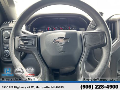 Used 2021 Chevrolet Silverado 1500 Custom Trail Boss AWD/4WD image 21