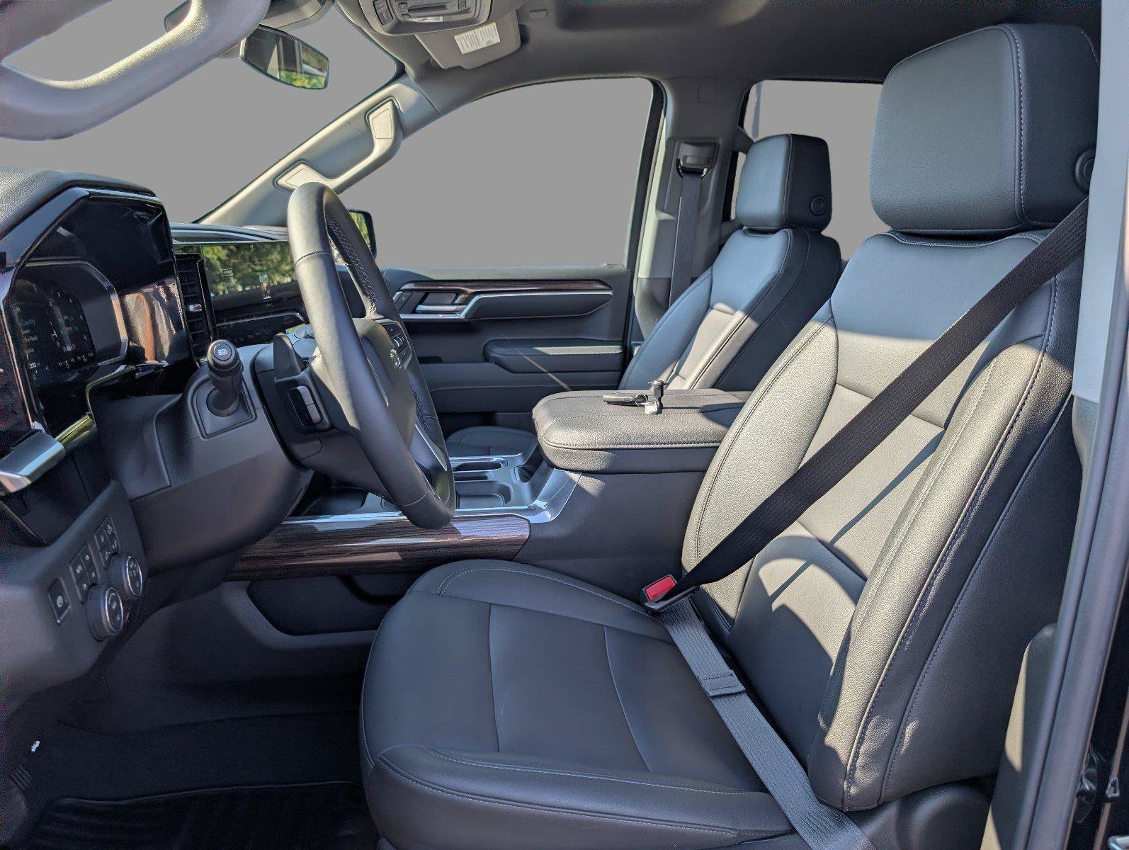 New 2026 Chevrolet Silverado 1500 RST w/ Safety Package AWD/4WD image 17