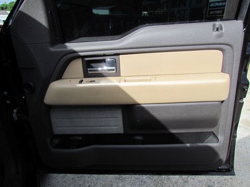 Used 2013 Ford F150 XLT w/ XLT Chrome Pkg RWD image 14