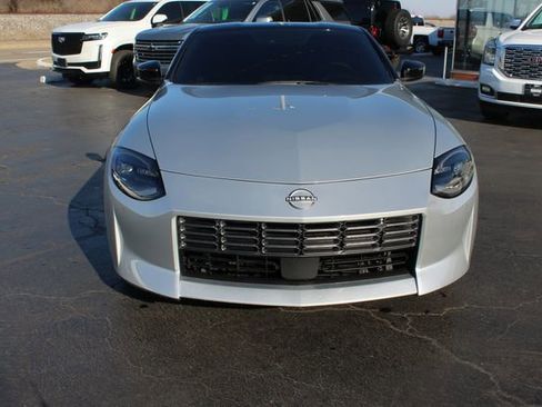 Used 2025 Nissan Z Sport w/ Floor Mat Package image 12