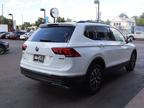 Used 2021 Volkswagen Tiguan SE w/ 3rd Row Seat Package AWD/4WD image 5
