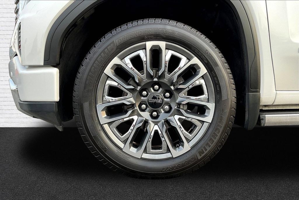 Used 2024 GMC Sierra 1500 Denali Ultimate AWD/4WD image 31