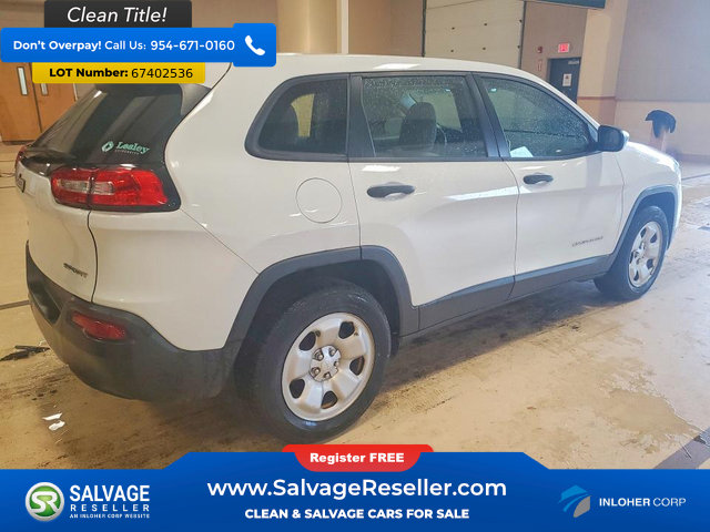 Used 2016 Jeep Cherokee Sport w/ Cold Weather Group AWD/4WD image 4