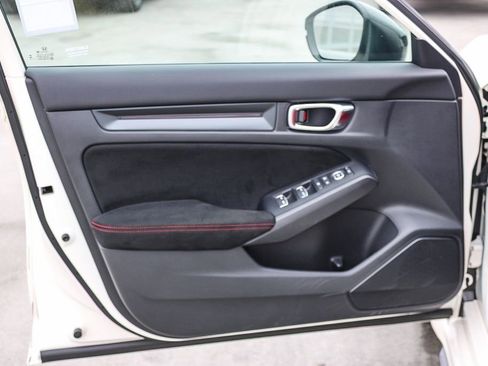 Used 2024 Honda Civic Type R image 22