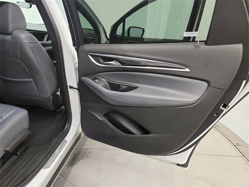 Used 2024 Buick Enclave Premium image 45