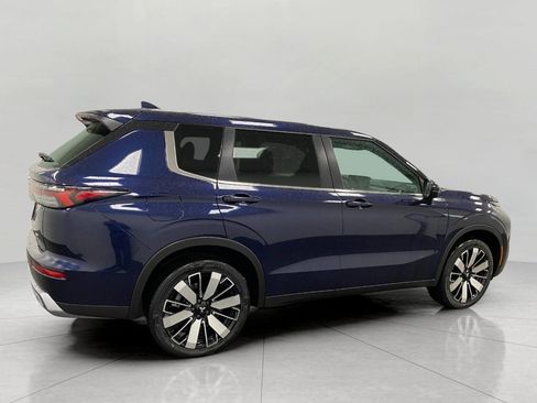 New 2026 Mitsubishi Outlander AWD image 35
