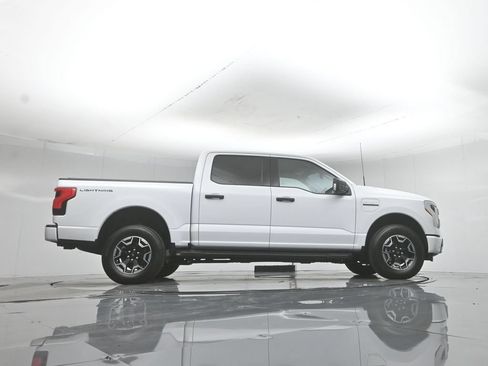 Certified 2023 Ford F150 Lightning XLT AWD/4WD image 8