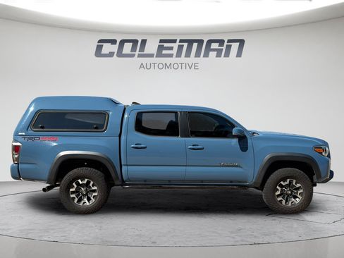 Used 2019 Toyota Tacoma TRD Off-Road AWD/4WD image 6