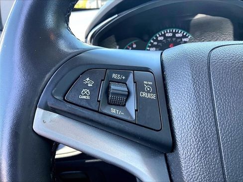Used 2019 Chevrolet Trax Premier FWD image 20