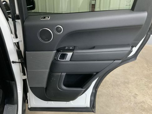 Used 2018 Land Rover Range Rover Sport HSE AWD/4WD image 31