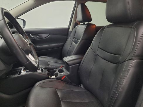 Used 2019 Nissan Rogue SL image 17