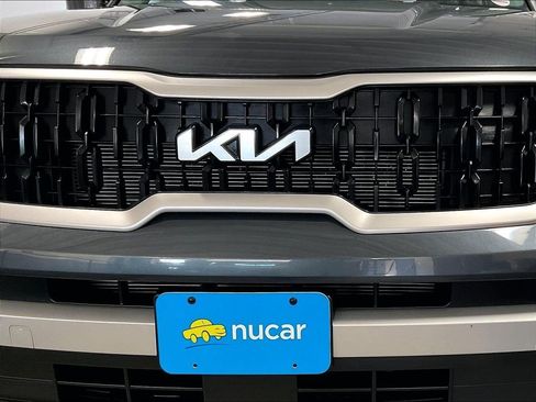 Used 2024 Kia Telluride LX AWD/4WD image 32