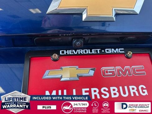 Used 2024 Chevrolet Trax LT FWD image 7